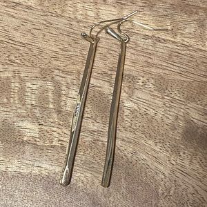 Kendra Scott Gold Bar Drop Earrings
